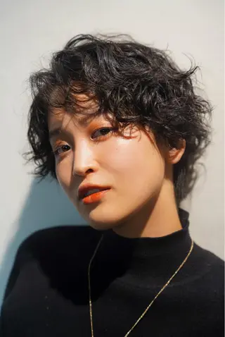 ショート パーマ 津田 祐岐のヘアスタイル