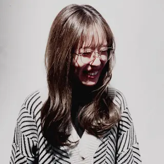 ロング カラー ヘアアレンジ ヤノ ナオミのヘアスタイル