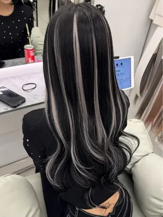 ロング Nene カットモデル募集中のヘアスタイル