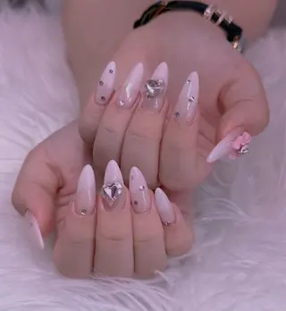 ネイル 美爪パラジェル導入店 Sunnilyのネイルデザイン