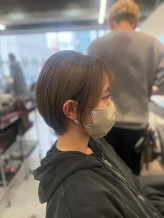 ショート mahiro/ layer cutのヘアスタイル