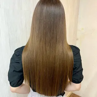 ロング GLOSS 心斎橋 山上のヘアスタイル