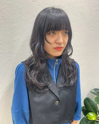 ロング カラー SHICENEケイ レイヤーカット🦋のヘアスタイル