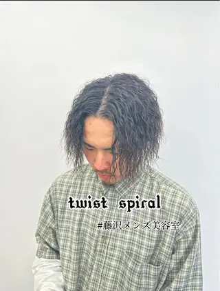 ミディアム パーマ メンズ パーマ職人 渡邊　優雅のヘアスタイル