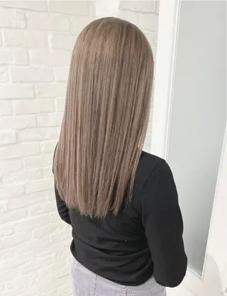 ロング 米津 優花のヘアスタイル