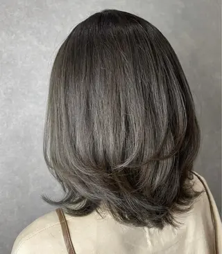 ミディアム mood tatemachiのヘアスタイル