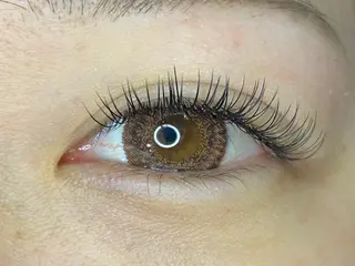 マツエク・マツパ Rich to 蒲郡店所属・牧野 心のマツエク・マツパデザイン