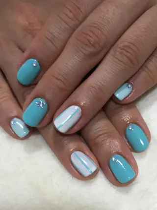 ネイル Sympa 𝓜iwako🐰ᩚのネイルデザイン