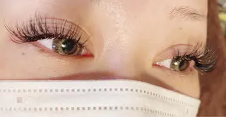 マツエク・マツパ トータルビューティーサロンALICE所属・Yanagida Yurieのマツエク・マツパデザイン