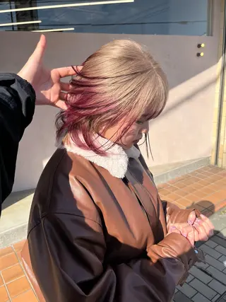 カラー 小田 輝太郎/ブリーチのヘアスタイル