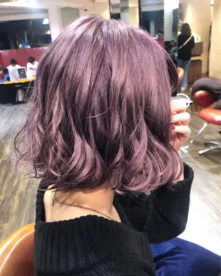ミディアム カラー 西本 夏美のヘアスタイル