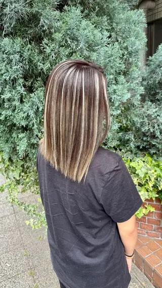 ミディアム カラー Cure2所属・🌈白いハイライト 🌈 🐶ノザワ🐶のヘアスタイル