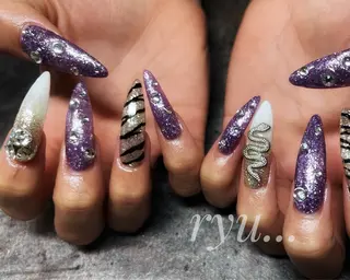 ネイル 筒井 美穂のネイルデザイン