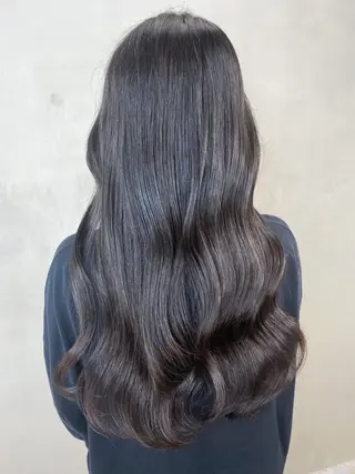 セミロング カラー ITbyALBUM 藤沢店のヘアスタイル