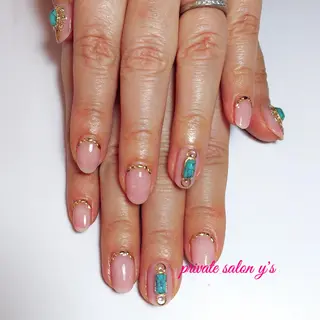 ネイル y' sのネイルデザイン