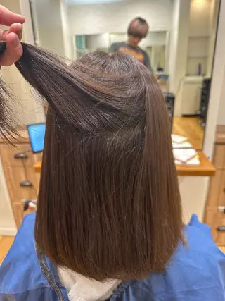 セミロング カラー 米山 龍音のヘアスタイル