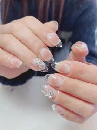 ネイル Flowerネイルサロン所属・. yukiのネイルデザイン