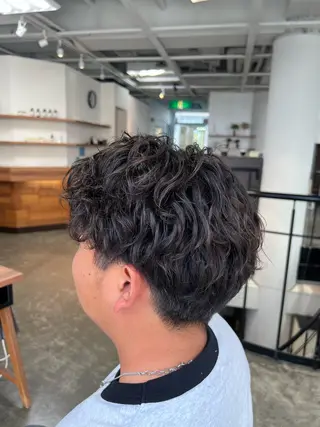 パーマ メンズ 穴井 蒼陽のヘアスタイル