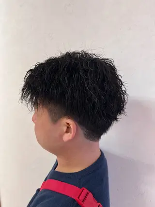 パーマ メンズ ナチュラルベージュ/ 顔周りカット/由喜のヘアスタイル