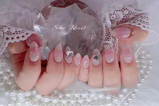 ネイル She   Nail所属・ISA_ BELLAのネイルデザイン