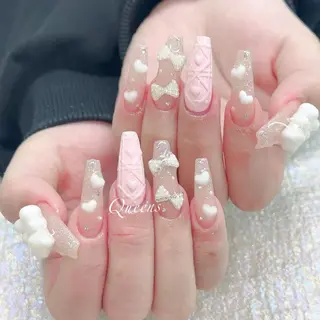 ネイル Queens 榊 まおのネイルデザイン