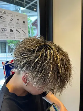 カラー パーマ メンズ 大谷 洸生のヘアスタイル