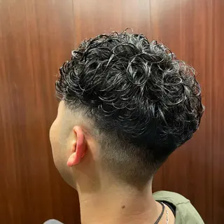 パーマ メンズ 栗原 周太郎のヘアスタイル