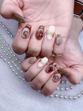 ネイル She   Nail所属・ISA_ BELLAのネイルデザイン