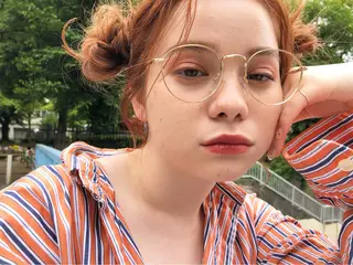 セミロング ヘアアレンジ 顔周りレイヤー/韓国 ブリーチminamiのヘアスタイル