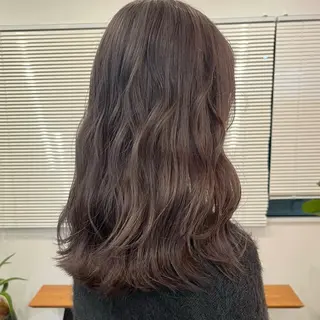 カラー bon ami所属・むかいやま なおのヘアスタイル