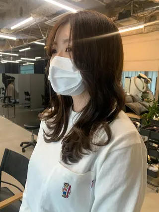 ミディアム カラー 透明感/オリーブ/ グレージュ/YUKAのヘアスタイル