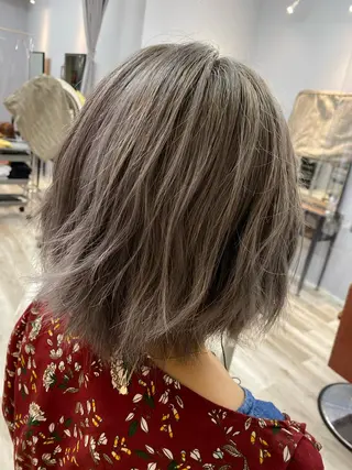 ミディアム カラー 透明感カラー✨ 酸性ストレート特化のヘアスタイル