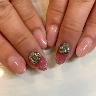 ネイル Serenity by Mari所属・Shinozaki mariのネイルデザイン