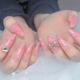 ネイル VIERU YURIのネイルデザイン