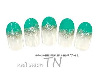 ネイル 矢川 まどかのネイルデザイン