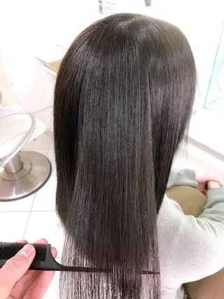 セミロング カラー 保住 亮太のヘアスタイル