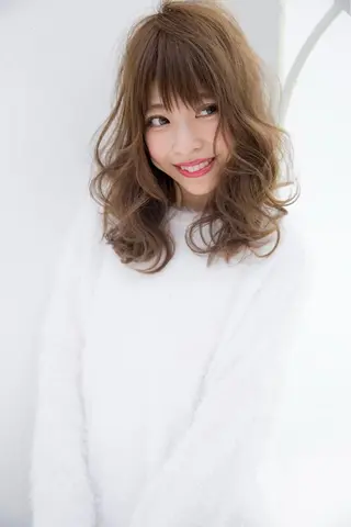 セミロング カラー パーマ ○HITOMI ○のヘアスタイル