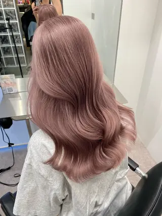 セミロング カラー 🐯ミルクティーベー ジュ/大雅🐯のヘアスタイル