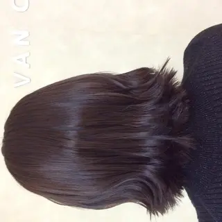 ミディアム 吉田 恒のヘアスタイル