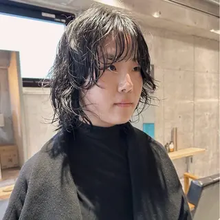 ミディアム パーマ 前野 日奈のヘアスタイル