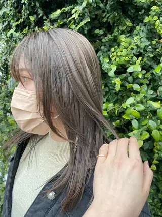 セミロング カラー NATSUKI😸 ‪✂︎‬南森町美容室のヘアスタイル