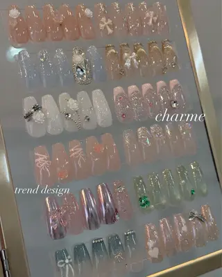 ネイル charme yunonのネイルデザイン