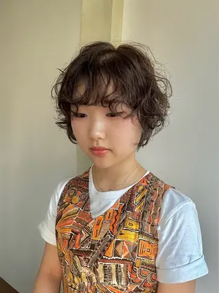 ショート 白土 さくらのヘアスタイル