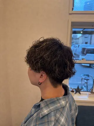 メンズ レディースショート／ メンズ特化タケシ🍔のヘアスタイル