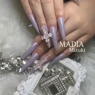 ネイル Nailsalon MADIA所属・石塚 みずきのネイルデザイン