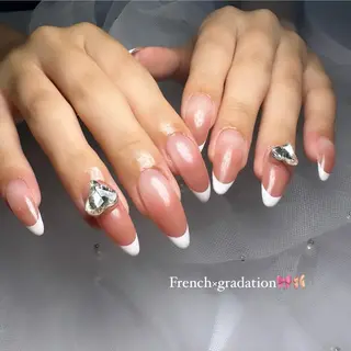 ネイル Ema Nail 豊中店所属・Nail salon M&👩🏼💖のネイルデザイン