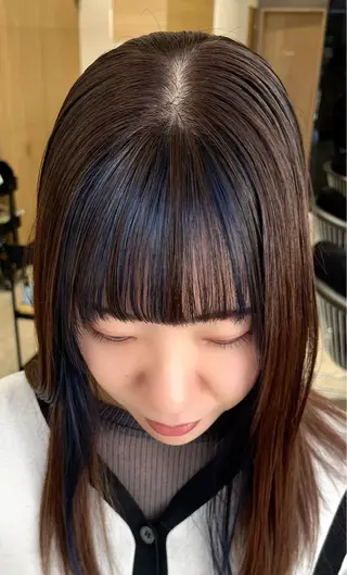 カラー misato/レイヤ ー/暖色カラーのヘアスタイル