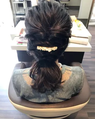 セミロング ヘアアレンジ TREASTAR所属・松永 真弥のヘアスタイル