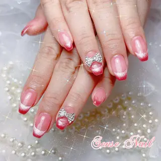 ネイル Kurieitibu 🍬Byu~tīのネイルデザイン