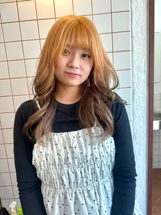 ロング カラー illatos あやののヘアスタイル